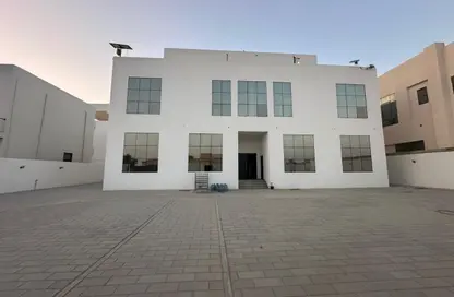 Villa - 7+ Bedrooms - 7+ Bathrooms for rent in Al Riffa - Ras Al Khaimah