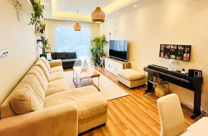 Apartment - 1 Bedroom - 2 Bathrooms for rent in Magnolia 2 - Emirates Gardens 2 - Jumeirah Village Circle - Dubai