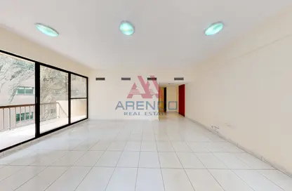 Apartment - 3 Bedrooms - 2 Bathrooms for rent in Golden Sands 1 - Mankhool - Bur Dubai - Dubai