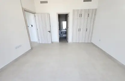 Apartment - 1 Bedroom - 2 Bathrooms for rent in Sondos Lily - Dubai Land Residence Complex - Dubai
