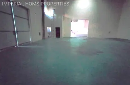 مستودع - استوديو - 1 حمام للايجار في أم الثعوب - أم القيوين