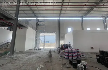 Warehouse - Studio - 2 Bathrooms for rent in Umm Al Thuoob - Umm Al Quwain