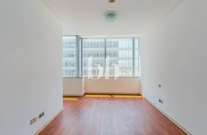 شقة - 2 غرف نوم - 3 حمامات للايجار في سكاي جاردنز - مركز دبي المالي العالمي - دبي