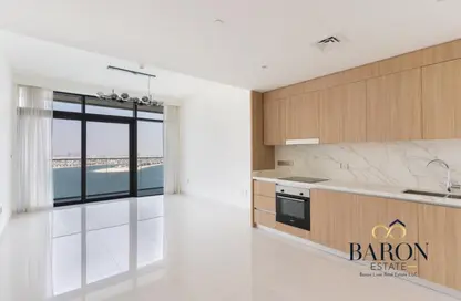 Apartment - 2 Bedrooms - 2 Bathrooms for rent in Beach Vista - EMAAR Beachfront - Dubai Harbour - Dubai