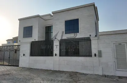 فيلا - 8 غرف نوم - 8 حمامات للبيع في مدينة خليفة - أبوظبي