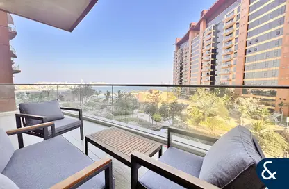 Apartment - 1 Bedroom - 2 Bathrooms for rent in Emerald - Tiara Residences - Palm Jumeirah - Dubai