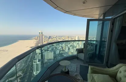 شقة - 2 غرف نوم - 3 حمامات للايجار في مساكن كورنيش عجمان - طريق كورنيش عجمان - عجمان