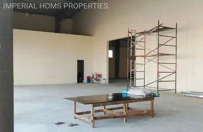 Warehouse - Studio - 1 Bathroom for sale in Umm Al Thuoob - Umm Al Quwain