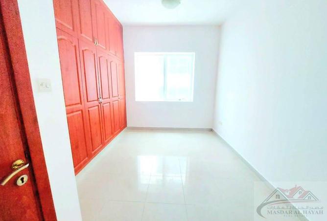 15990005 - Property Image 2