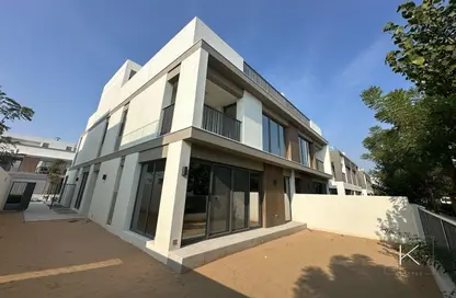 Villa - 4 Bedrooms - 6 Bathrooms for rent in Aura - Tilal Al Ghaf - Dubai