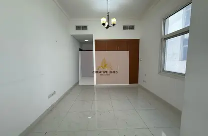 Apartment - 2 Bedrooms - 3 Bathrooms for rent in Al Karama - Dubai