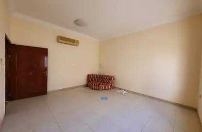 Empty Room image for: Apartment - 3 Bedrooms - 3 Bathrooms for rent in Al Kewaitat - Central District - Al Ain, Image 1