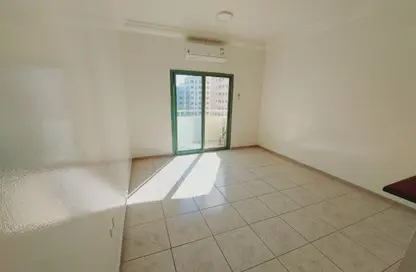 Apartment - Studio - 1 Bathroom for rent in Al Mujarrah - Al Sharq - Sharjah