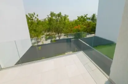 Townhouse - 3 Bedrooms - 4 Bathrooms for sale in Sarab 2 - Aljada - Sharjah