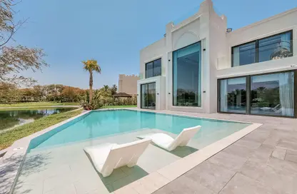 Villa - 5 Bedrooms - 6 Bathrooms for rent in Cluster 15 - Jumeirah Islands - Dubai