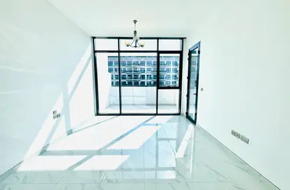 Apartment - 1 Bedroom - 2 Bathrooms for rent in Dubai Studio City - Dubai