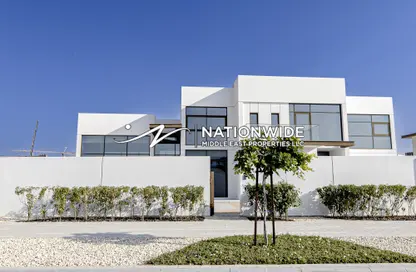 Villa - 6 Bedrooms - 7 Bathrooms for sale in Seef Al Jubail - Al Jubail Island - Abu Dhabi