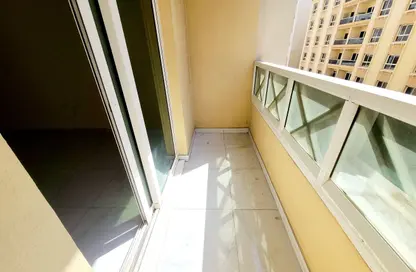 Apartment - 2 Bedrooms - 2 Bathrooms for rent in Al Thani Muwaileh - Muwaileh Commercial - Sharjah
