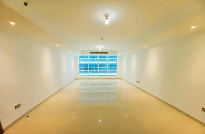 Apartment - 3 Bedrooms - 4 Bathrooms for rent in Burj Alkhair - Zayed the First Street - Al Khalidiya - Abu Dhabi