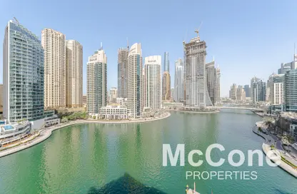 Apartment - 1 Bedroom - 2 Bathrooms for rent in Marina View Tower B - Marina View - Dubai Marina - Dubai