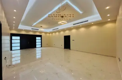 Villa - 5 Bedrooms - 6 Bathrooms for rent in Al Warqa'a 4 - Al Warqa'a - Dubai