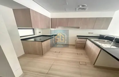 Townhouse - 3 Bedrooms - 3 Bathrooms for sale in Park Residence 1 - Park Residences - DAMAC Hills - Dubai