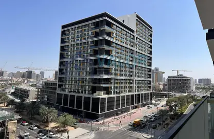 âShell & Core âEasy Access âPrime Location