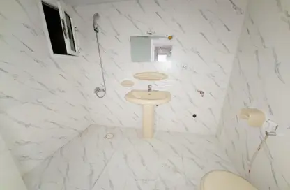 Apartment - 2 Bedrooms - 2 Bathrooms for rent in Al Majaz 2 - Al Majaz - Sharjah