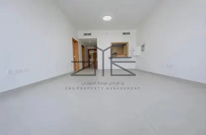 Empty Room image for: Apartment - 1 Bedroom - 2 Bathrooms for rent in C2 Al Raha Tower - Al Dana - Al Raha Beach - Abu Dhabi, Image 1