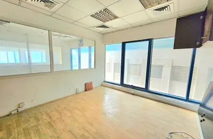 Office Space - Studio - 1 Bathroom for rent in Dar Al Majaz - Jamal Abdul Nasser Street - Al Majaz - Sharjah