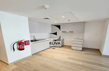 Apartment - 1 Bedroom - 1 Bathroom for sale in Waters Edge - Yas Island - Abu Dhabi