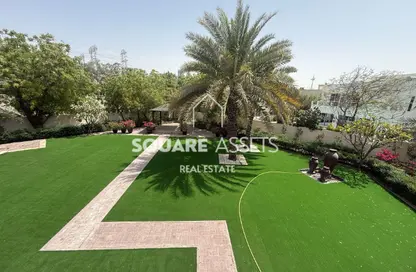 Villa - 4 Bedrooms - 5 Bathrooms for rent in Meadows 9 - Meadows - Dubai