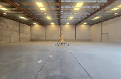 مستودع - استوديو للايجار في مجمع دبي للاستثمار 2 - مجمع دبي للإستثمار - دبي مستودع - استوديو للايجار في مجمع دبي للاستثمار 2 - مجمع دبي للإستثمار - دبي