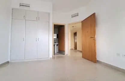 Apartment - 2 Bedrooms - 2 Bathrooms for rent in Al Nahda Complex - Al Nahda - Sharjah
