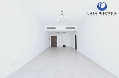 Apartment - 2 Bedrooms - 3 Bathrooms for rent in Al Garhoud - Dubai