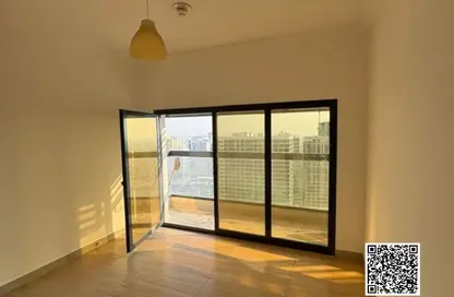 Apartment - 3 Bedrooms - 3 Bathrooms for rent in Ajman Creek Towers - Al Rashidiya 1 - Al Rashidiya - Ajman