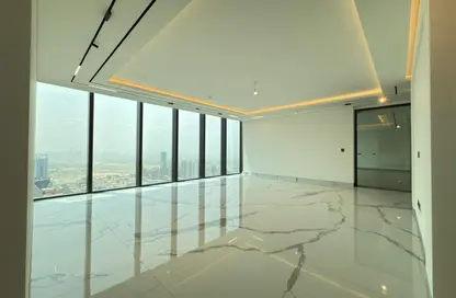 Penthouse - 4 Bedrooms - 5 Bathrooms for rent in The S Tower - Dubai Internet City - Dubai