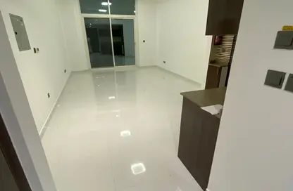 Apartment - Studio - 1 Bathroom for rent in Arabian Gate - Dubai Silicon Oasis - Dubai