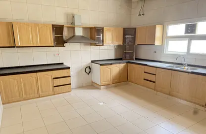 Villa - 5 Bedrooms - 4 Bathrooms for rent in Al Jazzat - Al Riqqa - Sharjah
