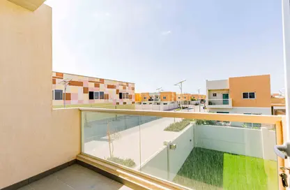 Townhouse - 3 Bedrooms - 4 Bathrooms for sale in Manazel Al Reef 2 - Al Samha - Abu Dhabi