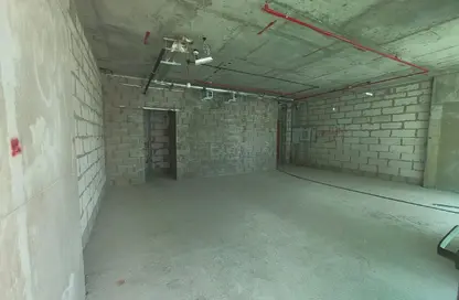 Office Space - Studio - 1 Bathroom for rent in Binghatti Azure - Jumeirah Village Circle - Dubai