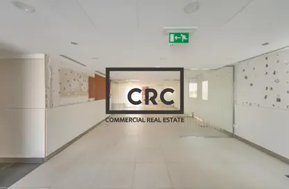 Retail - Studio for rent in Corniche Tower - Corniche Road - Abu Dhabi