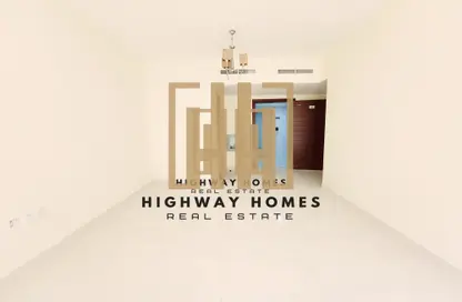 Apartment - 1 Bedroom - 2 Bathrooms for rent in Muwaileh 29 Building - Muwaileh - Sharjah