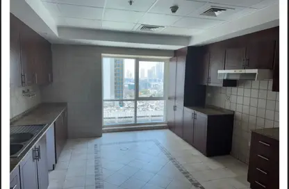 Apartment - 2 Bedrooms - 4 Bathrooms for rent in Al Seef Tower - Dubai Marina - Dubai