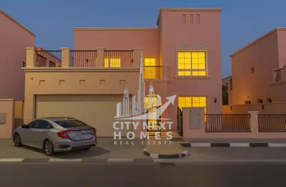 Villa - 4 Bedrooms - 5 Bathrooms for rent in Nad Al Sheba Villas - Nad Al Sheba 3 - Nad Al Sheba - Dubai