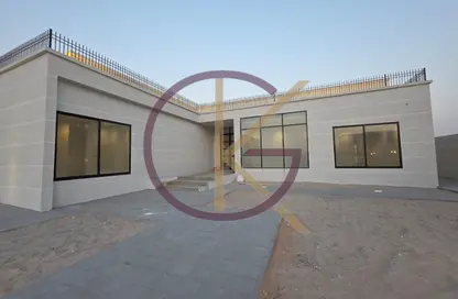 Villa - 3 Bedrooms - 4 Bathrooms for rent in Wadi Alshabak - Dubai