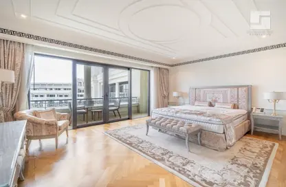 Apartment - 1 Bedroom - 2 Bathrooms for rent in Palazzo Versace - Culture Village - Dubai