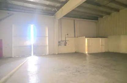 Warehouse - Studio - 1 Bathroom for rent in Phase 2 - Dubai Investment Park (DIP) - Dubai