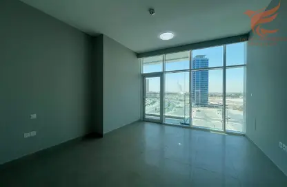 شقة - 2 غرف نوم - 3 حمامات للايجار في كورنيش راس الخيمة - رأس الخيمة