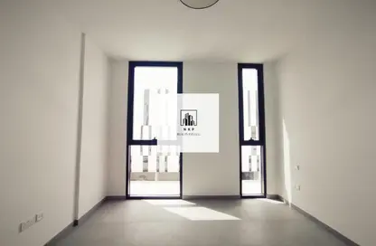 Apartment - Studio - 1 Bathroom for rent in East Village - Aljada - Sharjah